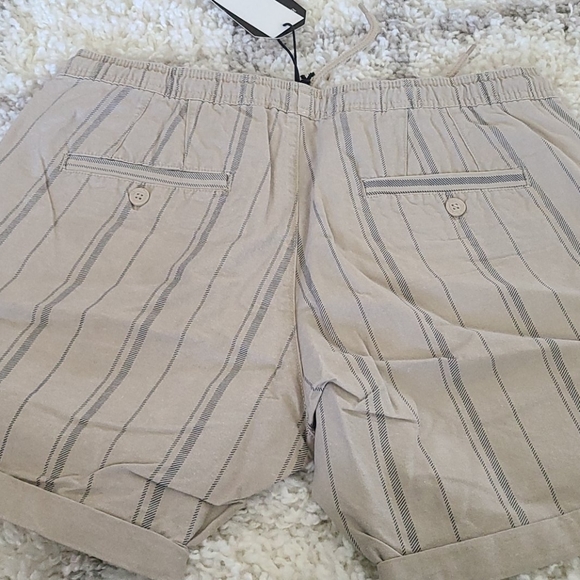 Brave Soul Drawstring Shorts in Beige Stripe 🆕️ - Picture 7 of 7